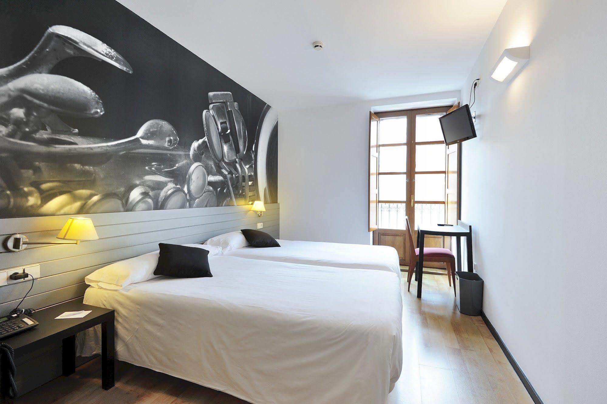Abba Jazz Hotel Vitoria Exteriör bild